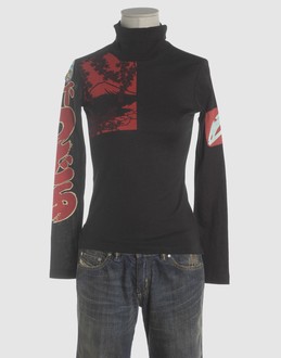 Langärmlige - FÜR - T-shirts - CUSTO BARCELONA -