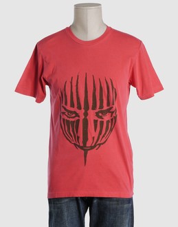 SURFACE TO AIR - TOPS - T-shirts manches courtes sur YOOX.COM