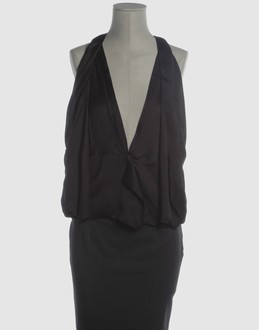 Satin - V-neckline - Partially lined interior - Pleated detailing -