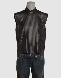 SEE BY CHLOE TOPWEAR T-shirt maniche corte su YOOX.COM