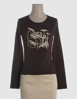 Confronta prezzi Moschino jeans topwear t-shirt maniche lunghe su yoox.com