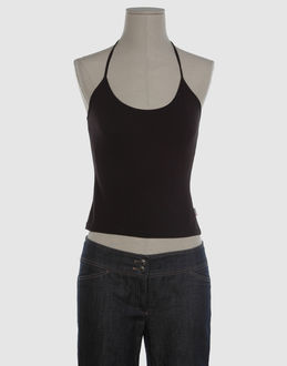 Confronta prezzi Peuterey topwear tops su yoox.com