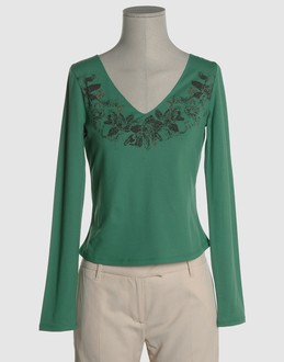 CARACTERE TOPWEAR T-shirt maniche lunghe su YOOX.COM