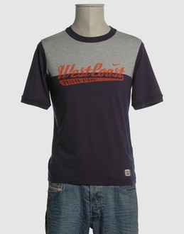 NIKE - TOPS - T-shirts manches courtes - sur YOOX.COM