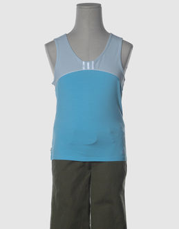 Confronta prezzi Adidas topwear t-shirt senza maniche su yoox.com