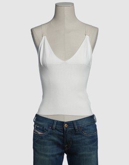 Finely ribbed jersey - Light-weight jumper - V-neckline - Appliqu? -