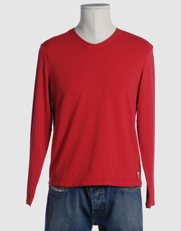 EUROPEAN CULTURE TOPWEAR T-shirt maniche lunghe su YOOX.COM