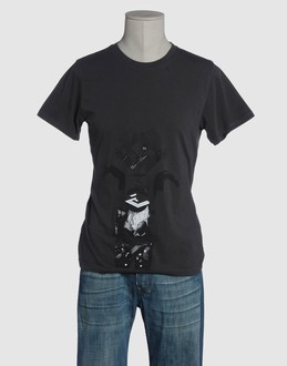 SURFACE TO AIR TOPWEAR T-shirt maniche corte su YOOX.COM