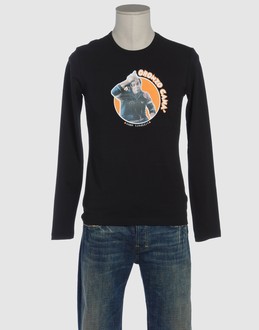 USMO TOPWEAR T-shirt maniche lunghe su YOOX.COM