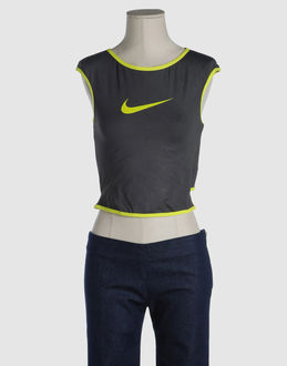 Nike tops t-shirts sans manches