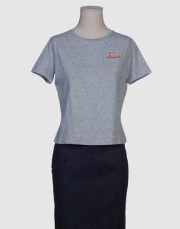 Confronta prezzi Prada luna rossa topwear t-shirt maniche corte su yoox.com