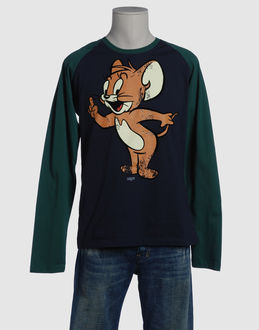 T-WEAR CO. TOPWEAR T-shirt maniche lunghe su YOOX.COM