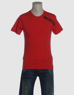 DKNY JEANS - TOPS - T-shirts manches courtes - sur YOOX.COM