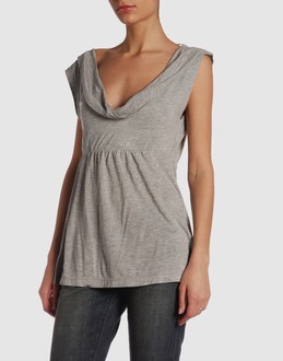 PINKO TOPWEAR T-shirt senza maniche su YOOX.COM