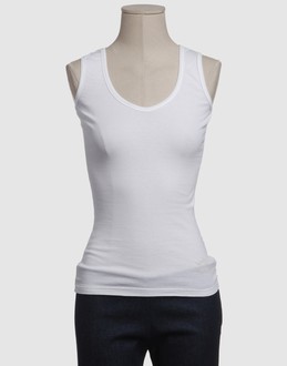 Confronta prezzi Woolrich topwear t-shirt senza maniche su yoox.com