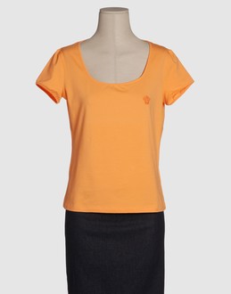 VERSACE JEANS COUTURE - TOPS - T-shirts manches courtes - sur YOOX.COM