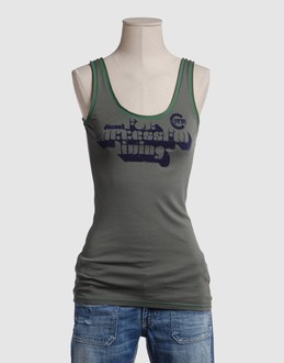 Confronta prezzi Diesel topwear tops su yoox.com