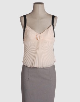 EMPORIO ARMANI - TOPS - Tops - sur YOOX.COM