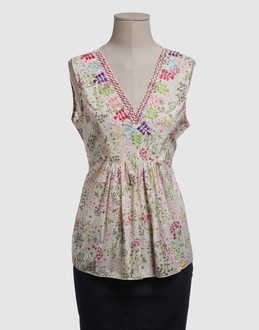 POISSON DAMOUR TOPWEAR T-shirt senza maniche su YOOX.COM