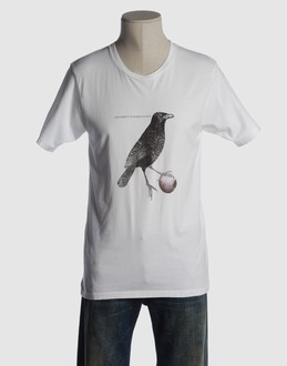 SURFACE TO AIR TOPWEAR T-shirt maniche corte su YOOX.COM