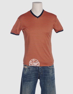 GF FERRE TOPWEAR T-shirt maniche corte su YOOX.COM
