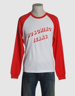 MOSCHINO JEANS TOPWEAR T-shirt maniche lunghe su YOOX.COM