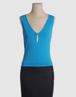 VERSACE JEANS COUTURE - TOPS - T-shirts sans manches - sur YOOX.COM