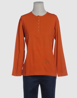 Confronta prezzi Henry cottons topwear t-shirt maniche lunghe su yoox.com