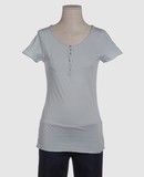 81 HOURS TOPS T shirts manches courtes 37111012