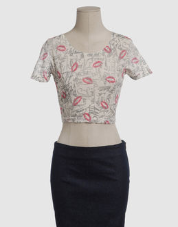 GUESS JEANS - TOPS - T-shirts manches courtes - sur YOOX.COM