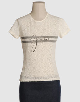 GUESS JEANS - TOPS - T-shirts manches courtes - sur YOOX.COM