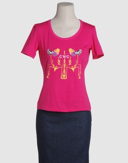 CNC COSTUME NATIONAL TOPWEAR T-shirt maniche corte su YOOX.COM