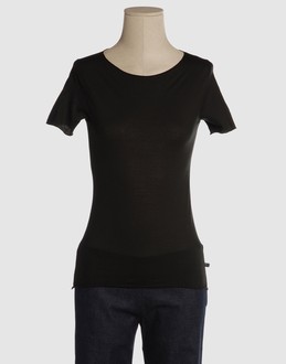 Confronta prezzi Almeria topwear t-shirt maniche corte su yoox.com