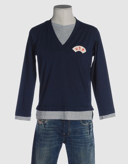 Jersey - Side slit hemline - Logo details - Contrasting applications -