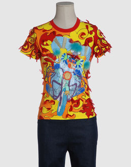 COMME des GAR�ONS TOPWEAR T-shirt maniche corte su YOOX.COM