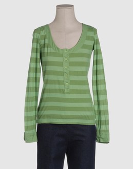Confronta prezzi Compagnia italiana topwear t-shirt maniche lunghe su yoox.com