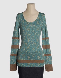 MARC BY MARC JACOBS TOPWEAR T-shirt maniche lunghe su YOOX.COM