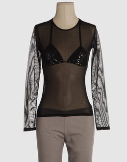 ANGEL DEVIL TOPWEAR T shirt maniche lunghe su YOOXCOM