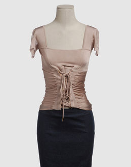 DOLCE &amp;amp; GABBANA - TOPS - Tops - sur YOOX.COM