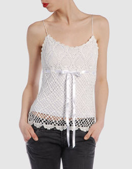BETSEY JOHNSON TOPWEAR Tops su YOOX.COM