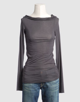 Confronta prezzi Jucca topwear t-shirt maniche lunghe su yoox.com