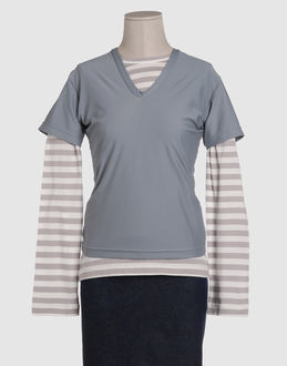 Confronta prezzi Comme des gar�ons topwear t-shirt maniche lunghe su yoox.com