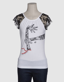 Confronta prezzi Cheap & chic moschino topwear t-shirt maniche corte su yoox.com