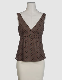 Web market place, le comparateur de prix du web: Valentino r.e.d.   Tops
