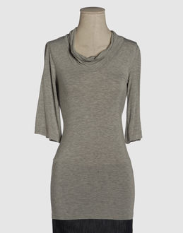 Confronta prezzi Theory topwear t-shirt maniche lunghe su yoox.com