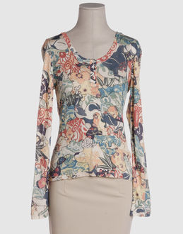 Confronta prezzi Mcq topwear t-shirt maniche lunghe su yoox.com