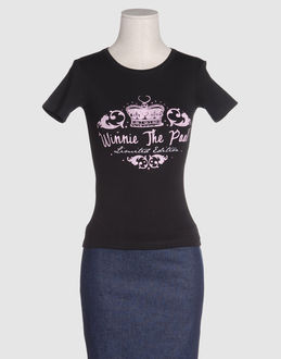 Confronta prezzi Winnie the pooh topwear t-shirt maniche corte su yoox.com