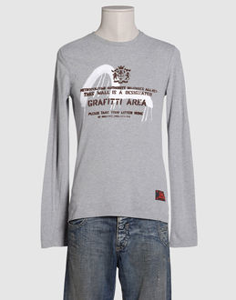 EVISU EU ED TOPWEAR T shirt maniche lunghe su YOOXCOM EVISU EU ED TOPWEAR T shirt maniche lunghe su YOOXCOM