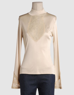 Confronta prezzi Guess by marciano topwear t-shirt maniche lunghe su yoox.com