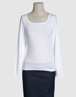 Confronta prezzi Calvin klein jeans topwear t-shirt maniche lunghe su yoox.com